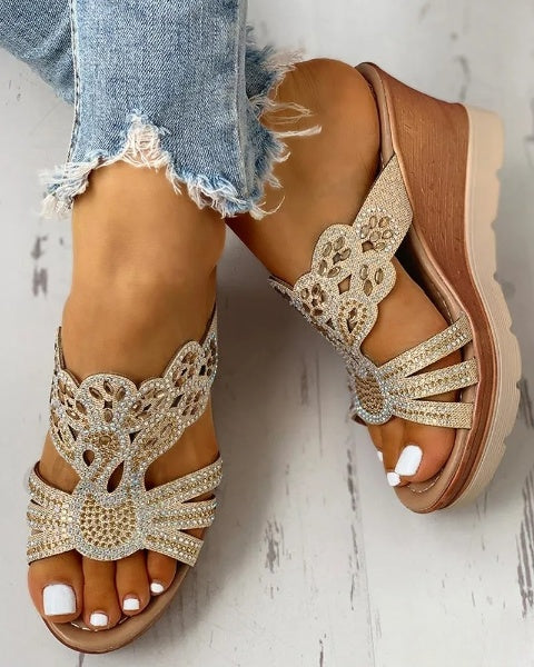 GIANNINA - ELEGANT PLATFORM SANDALS
