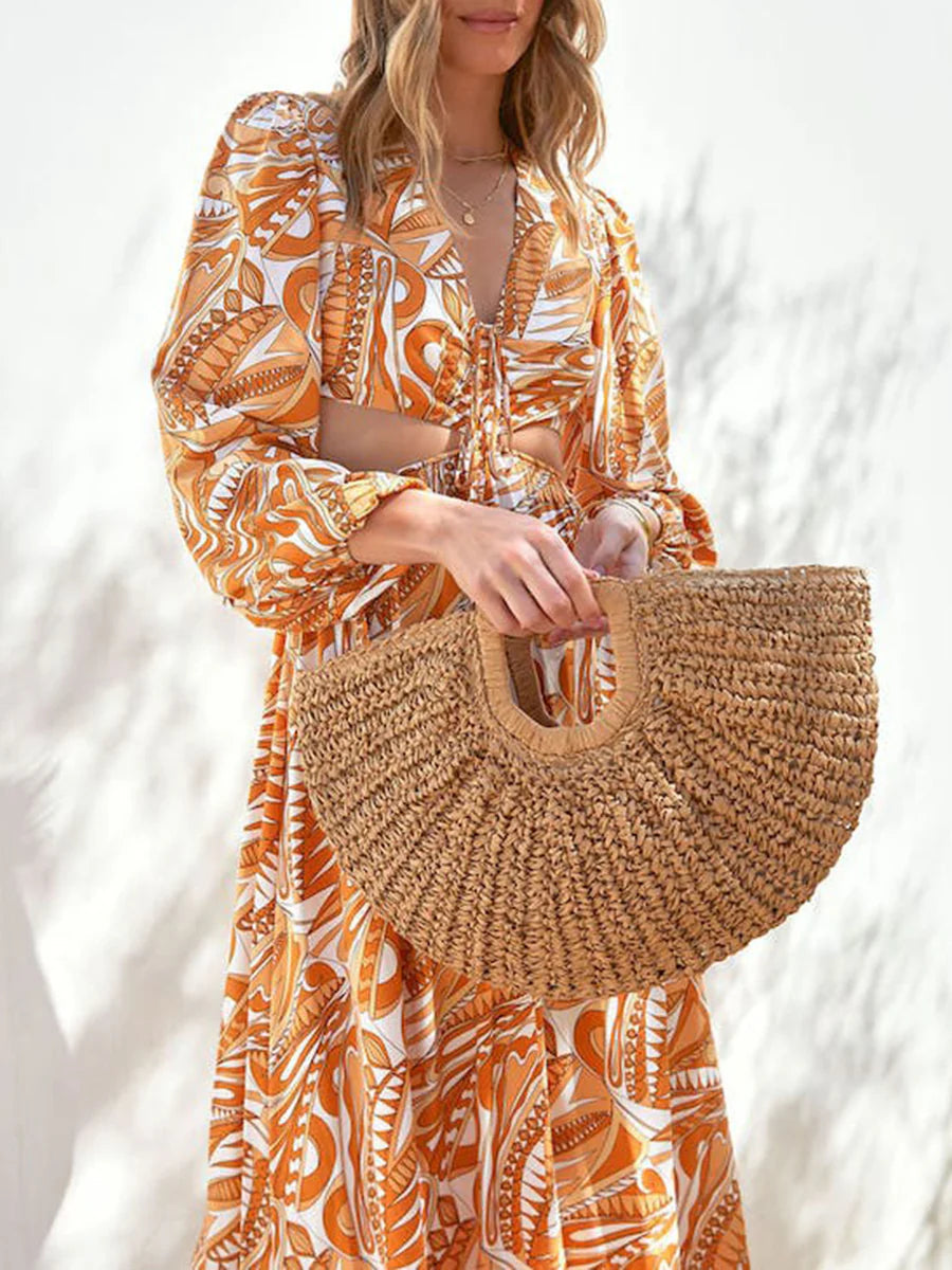 BOLSO SEMICIRCULAR DE RAFIA NATURAL – ELEGANCIA ARTESANAL PARA EL VERANO