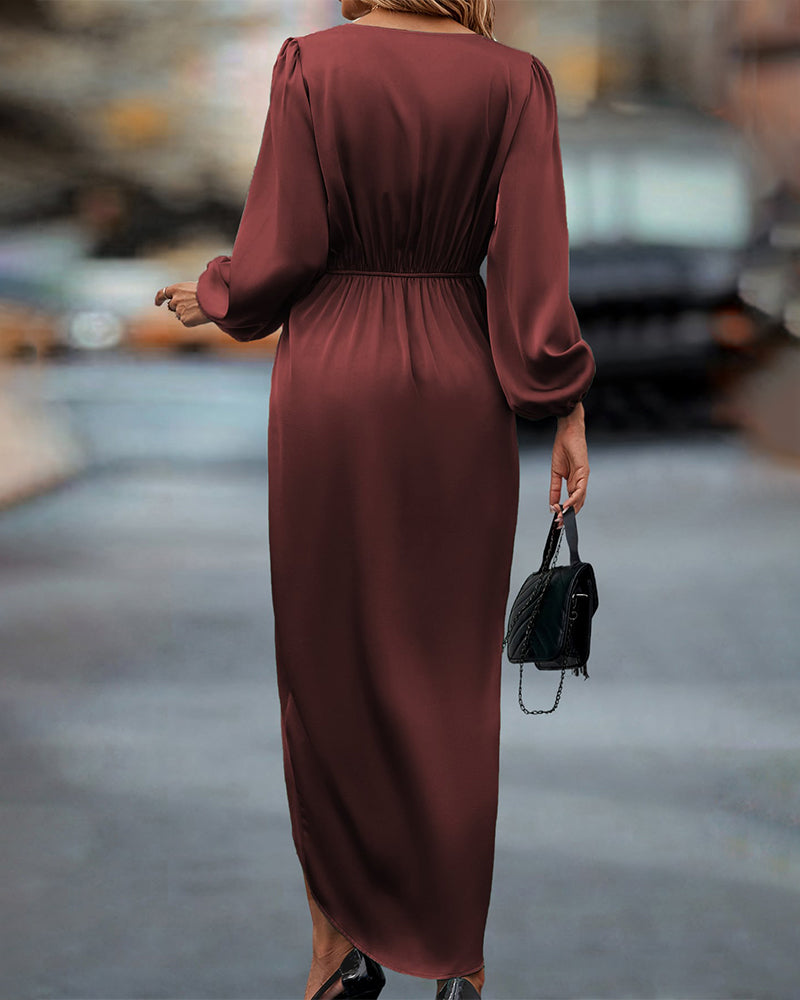 SIDNEY - VESTIDO SOFISTICADO CON ESCOTE EN V Y MANGAS LARGAS DE ESTILO FAROL